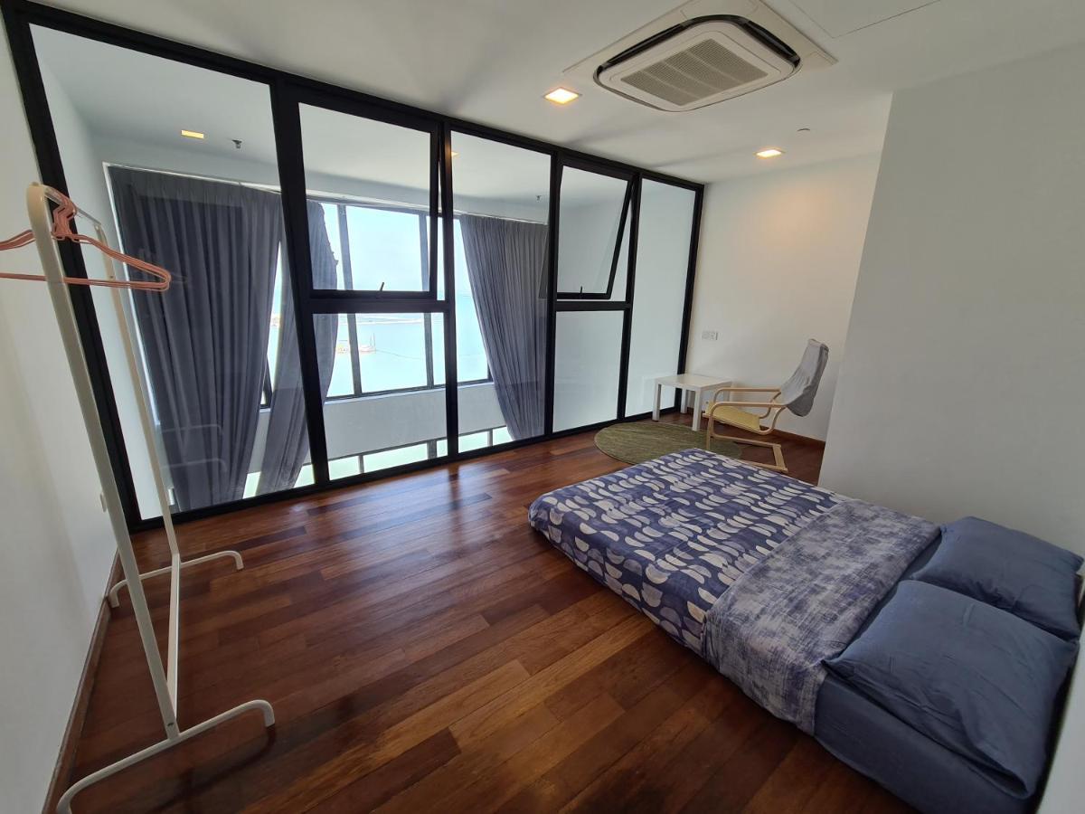 Sunrise Gurney Premium Executive City/Seafront Suite - Penang Джордж Таун Екстериор снимка