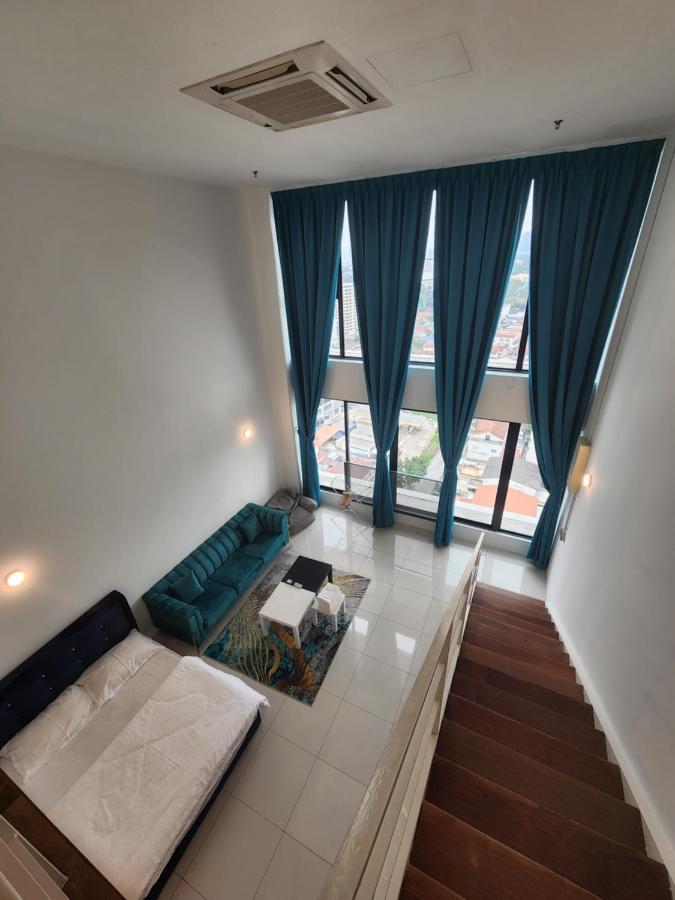 Sunrise Gurney Premium Executive City/Seafront Suite - Penang Джордж Таун Екстериор снимка