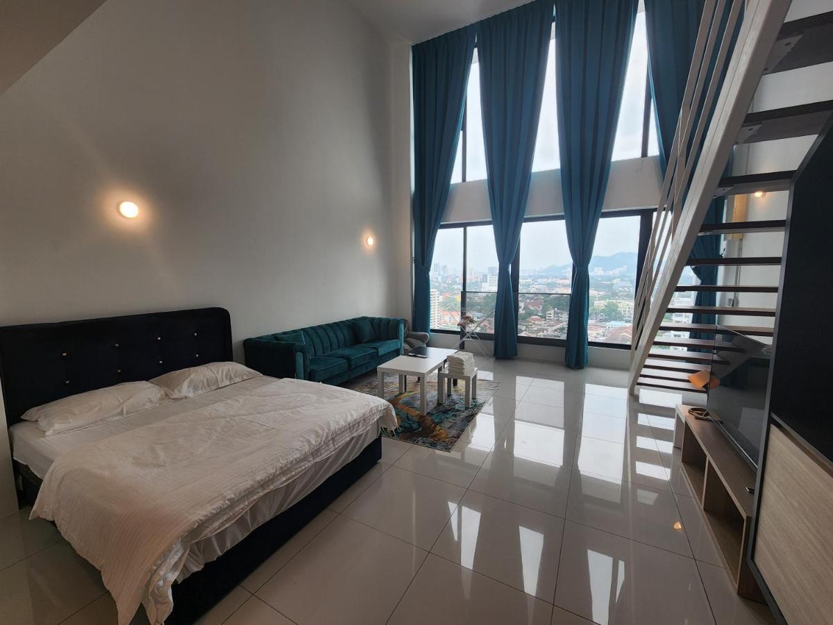 Sunrise Gurney Premium Executive City/Seafront Suite - Penang Джордж Таун Екстериор снимка