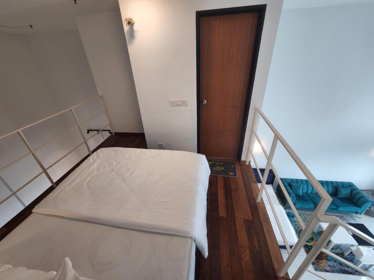 Sunrise Gurney Premium Executive City/Seafront Suite - Penang Джордж Таун Екстериор снимка